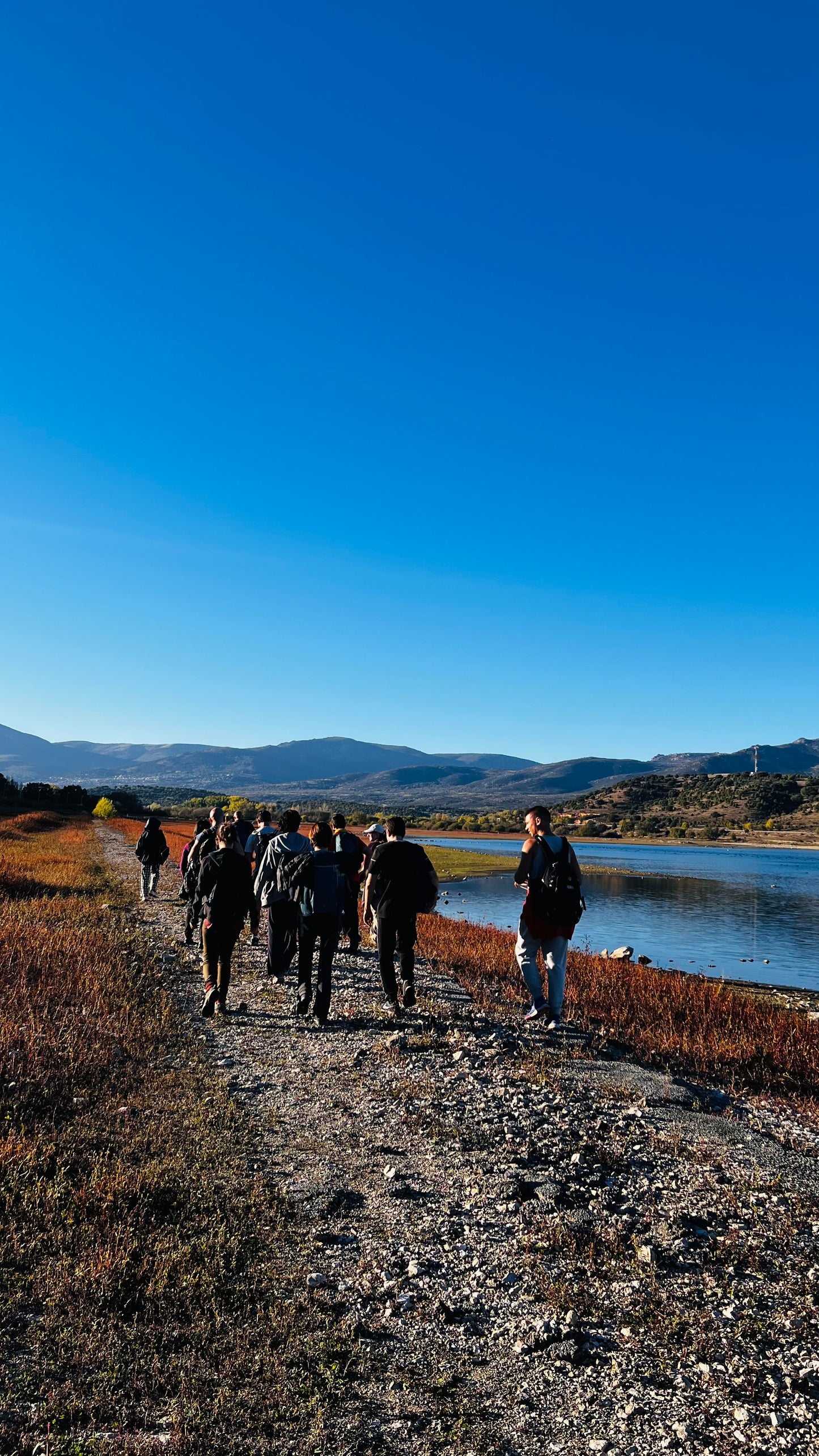 Thursday, 1st May . Hiking. PEDREZUELA to GUADALIX. Medium Level. 18Km