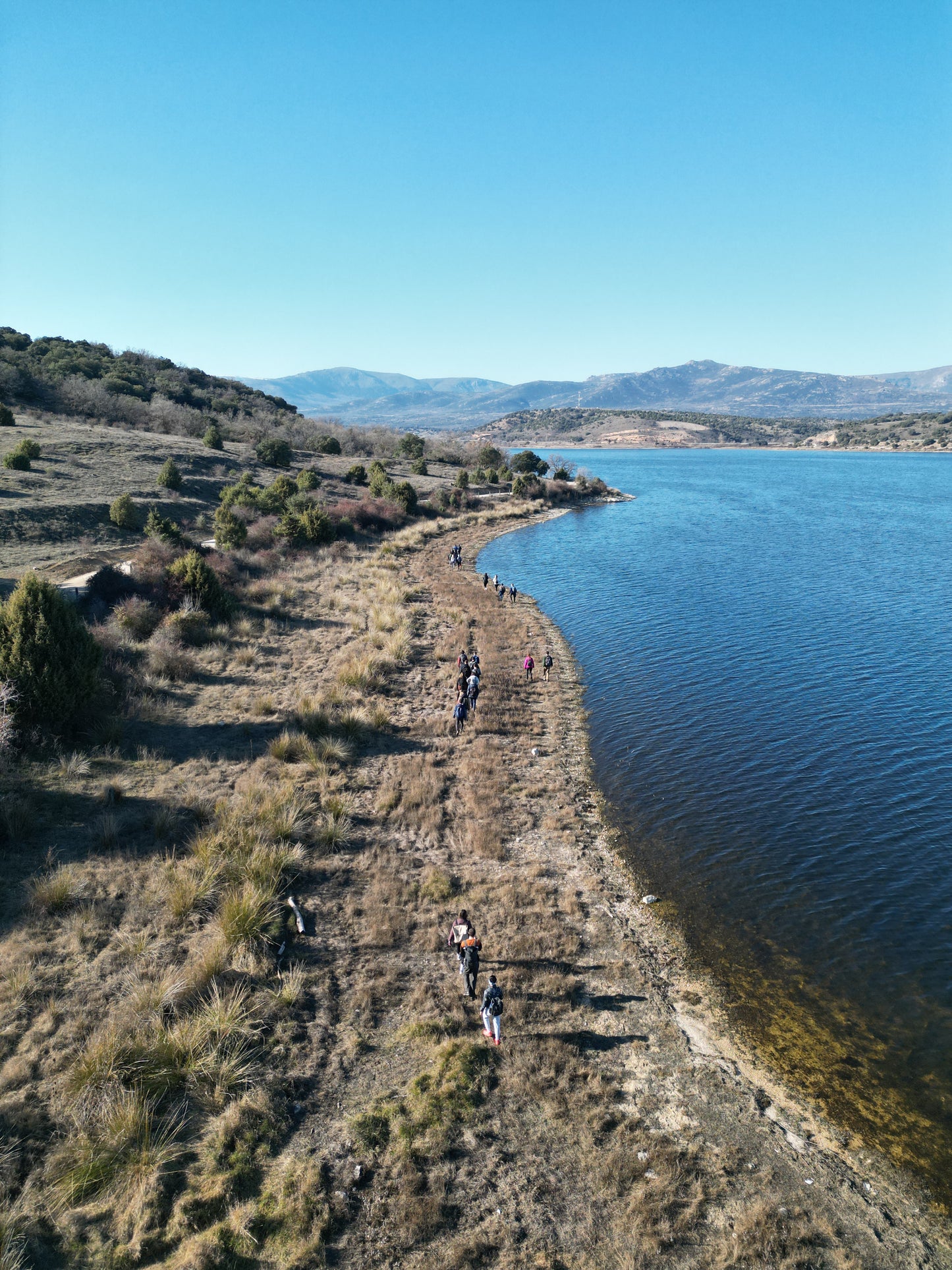 Thursday, 1st May . Hiking. PEDREZUELA to GUADALIX. Medium Level. 18Km