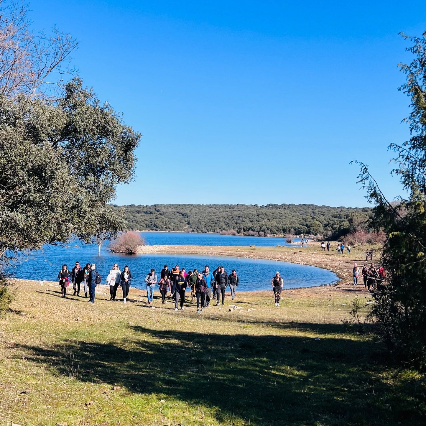 Thursday, 1st May . Hiking. PEDREZUELA to GUADALIX. Medium Level. 18Km