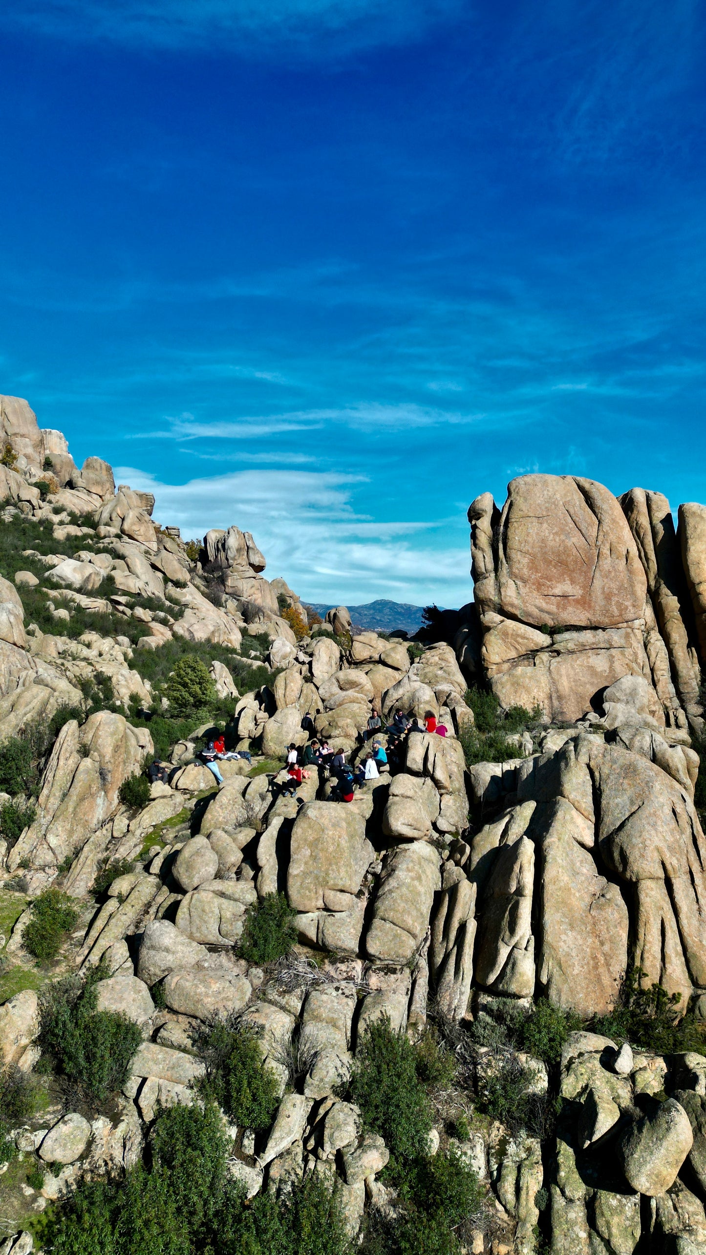Saturday, 5th April. Hiking. La Raja (cave) - Mirador de Lalita - Soto del real 14KM- HARD level