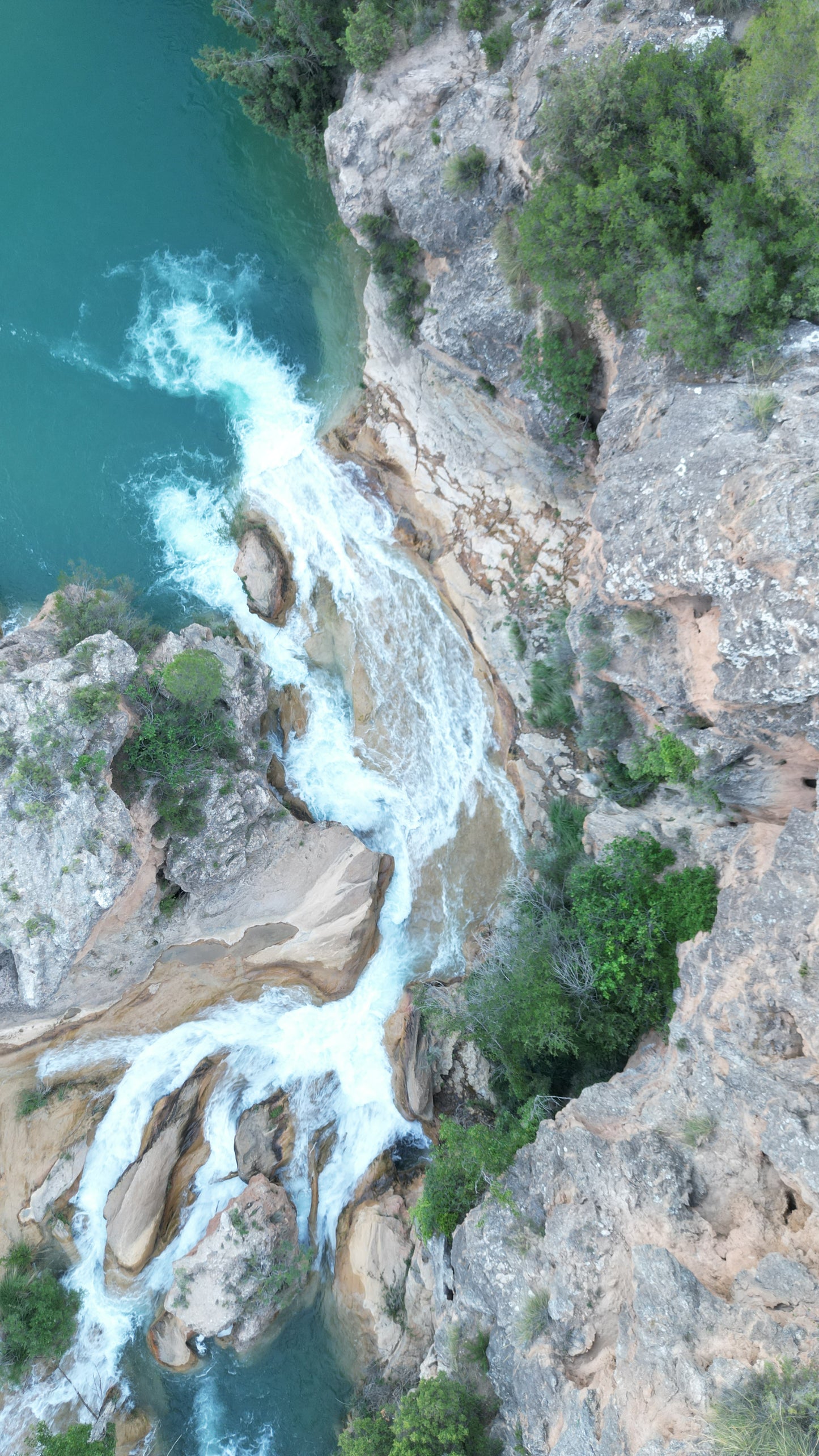 Chorreras del cabriel, Cuenca. Senderismo y natación. 12km Nivel medio duro. Sábado 13 de julio