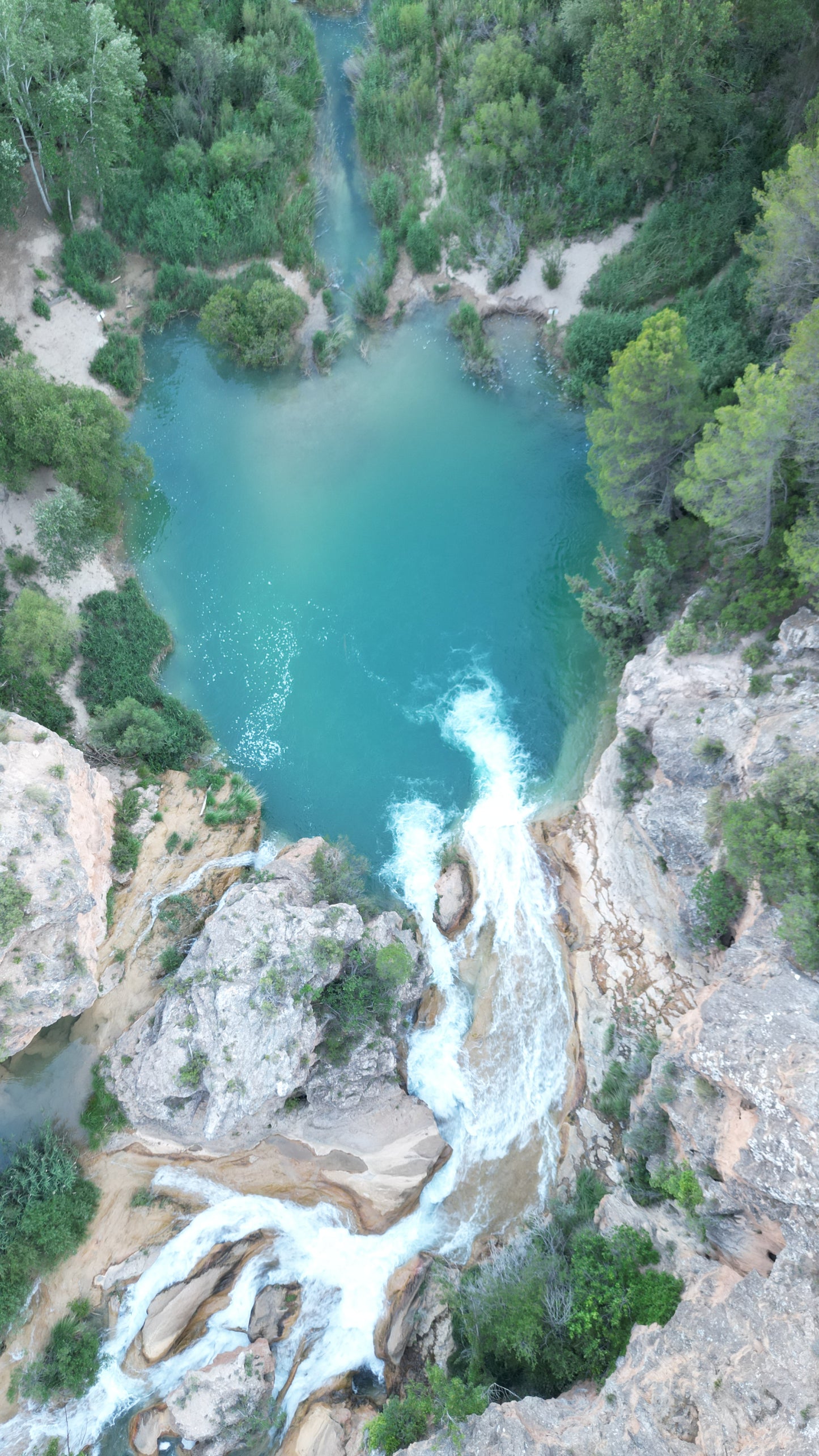 Chorreras del cabriel, Cuenca. Senderismo y natación. 12km Nivel medio duro. Sábado 13 de julio