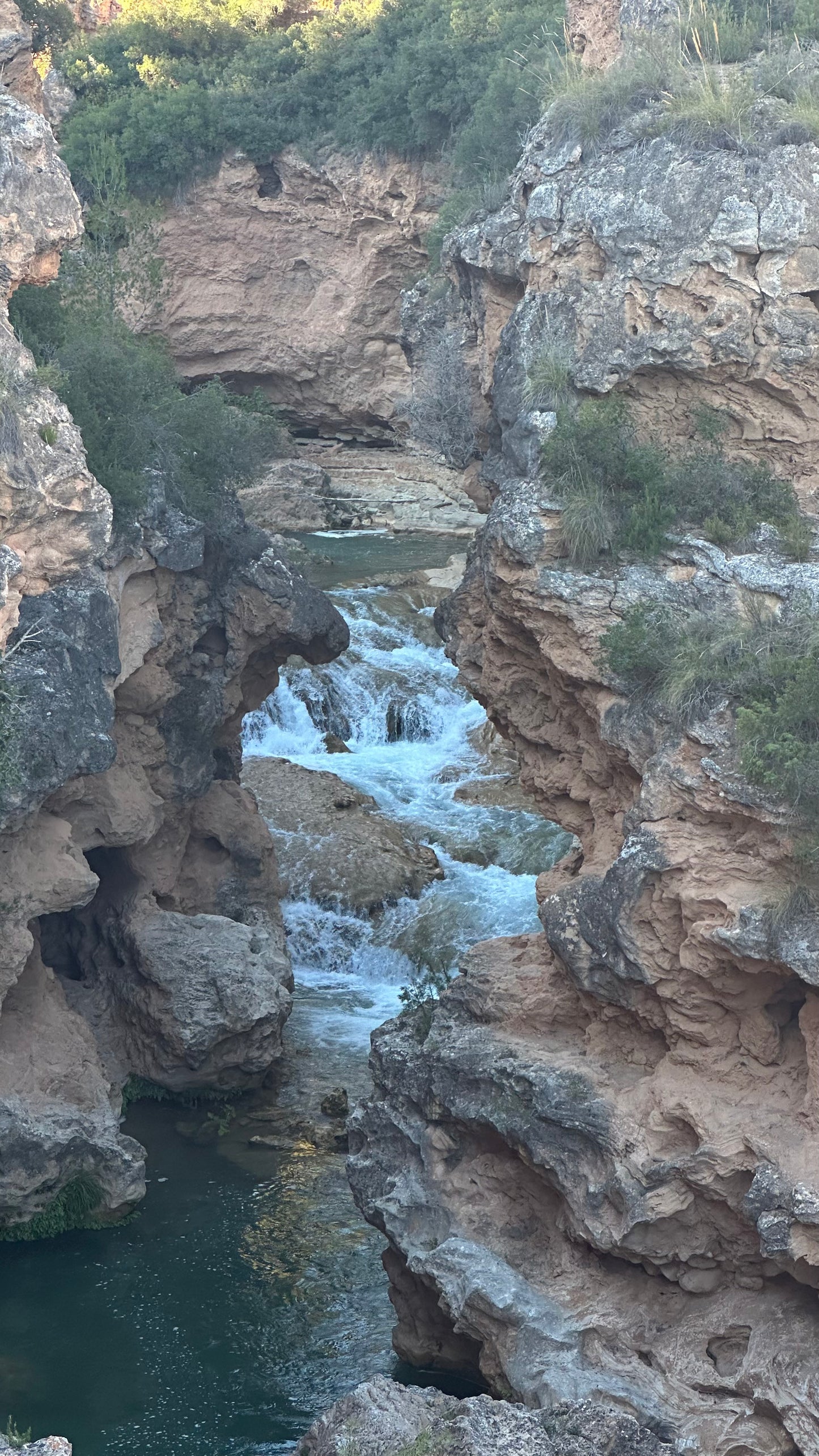 Chorreras del cabriel, Cuenca. Senderismo y natación. 12km Nivel medio duro. Sábado 13 de julio